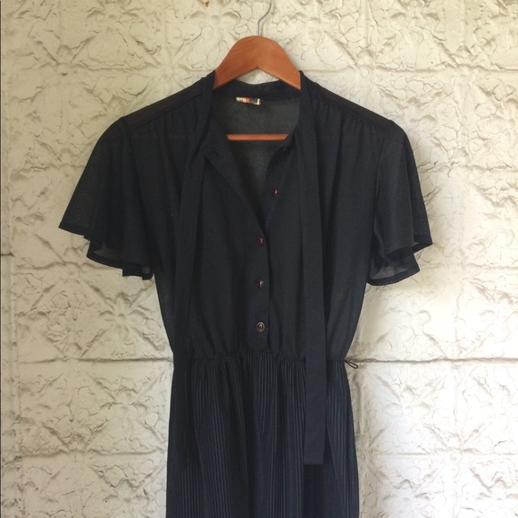 Vintage 40s Italian Black Sheer Pussy Bow Dress - Picture 3 of 8